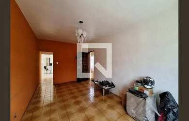 Imagem: A casa possui 5 Dormitórios, 4 Banheiros, 3 Vagas na garagem