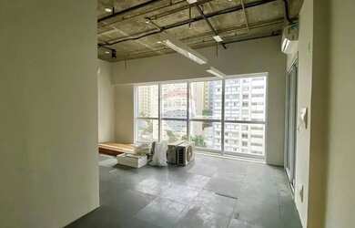 Imagem: O depósito possui 1 Vaga na garagem e 40m² de Área e está