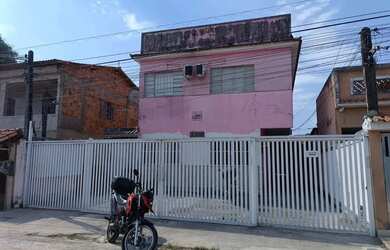 Imagem: A casa possui 3 Dormitórios, 1 Banheiro e 60m² de Área e