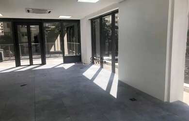 Imagem 2: Sala Comercial para Venda por R$ 1.850.000 ou aluguel por R$ 8.500/mês...