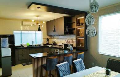 Imagem: A casa em condomínio possui 3 Dormitórios, 5 Banheiros, 4