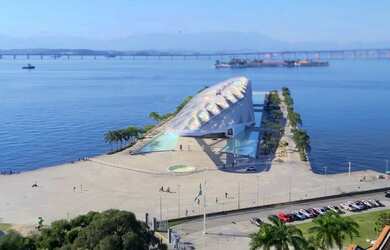 Imagem 3: Excelente Sala 155m2 Toda em Vão Livre com vista para Baia