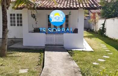 Imagem: A casa possui 2 Dormitórios, 2 Banheiros, 2 Vagas na garagem