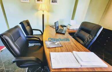 Imagem: O depósito possui 35m² de Área e está localizado em Centro