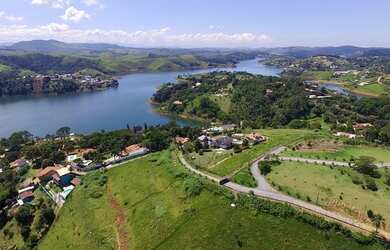 Imagem 6: Lote/Terreno para venda com 600 metros quadrados em Centro - Guararema...