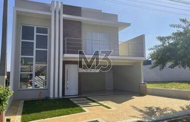 Imagem: A casa em condomínio possui 3 Dormitórios, 3 Banheiros, 4