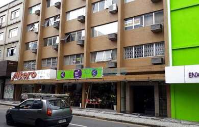 Imagem: O depósito possui 33m² de Área e está localizado em Centro