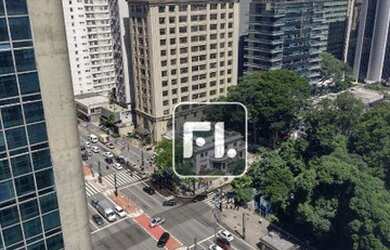 Imagem: O depósito possui 4 Vagas na garagem e 250m² de Área e está