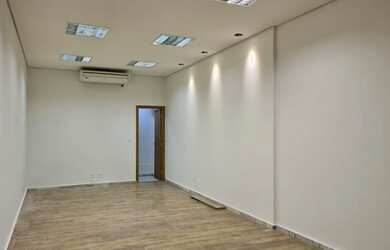 Imagem: O depósito possui 40m² de Área e está localizado em Lourdes