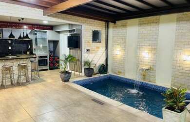 Imagem: O depósito possui 2 Vagas na garagem, 150m² de Área e Imóvel