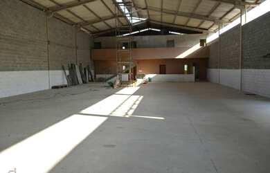 Imagem 6: Galpão INDUSTRIAL Santana de Parnaíba - SP - Recanto Sombra do Ipê