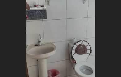 Imagem 4: Vende-se ou troca essa casa por uma em cruzeiro do sul