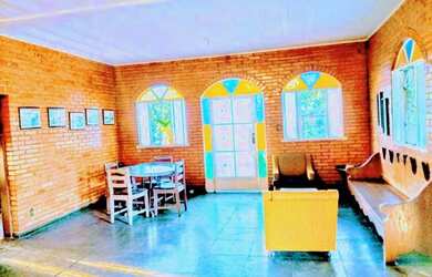 Imagem 4: 3 casas em área de 15.000 metros