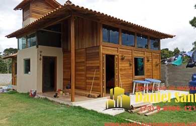 Imagem: A casa em condomínio possui 4 Dormitórios, 4 Banheiros, 1