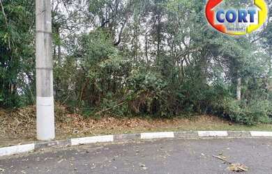 Imagem: O terreno possui 1.157m² de Área e está localizado em Arujázinho