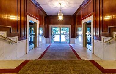 Imagem 15: Av Rui Barbosa,520m2 e 02 vagas, FRENTE ANDAR ALTO, vista mais linda do...