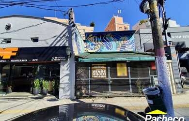 Imagem: O depósito possui 2 Vagas na garagem e 137m² de Área e está