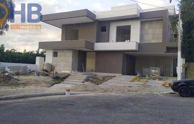 Imagem: A casa em condomínio possui 5 Dormitórios, 5 Banheiros, 4