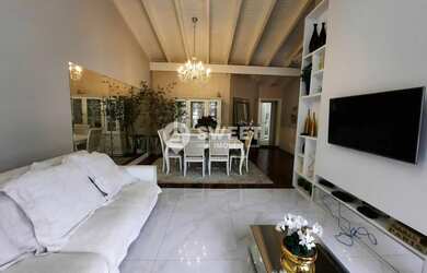 Imagem 4: Casa Alto Padrão. Piscina, Churrasqueira, Área de serviçoe240m² de...