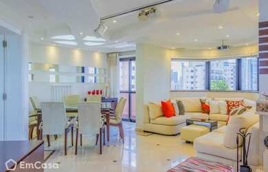 Imagem: O apartamento possui 3 Dormitórios, 3 Banheiros, 4 Vagas na