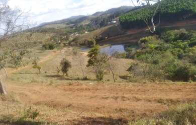 Imagem 10: Lote/Terreno para venda possui 1000 metros quadrados em Vitória Régia...
