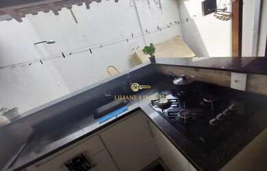 Imagem: A casa possui 2 Dormitórios, 2 Banheiros, 4 Vagas na garagem