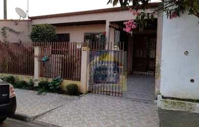 Imagem: A casa possui 2 Dormitórios, 2 Banheiros, 1 Vaga na garagem