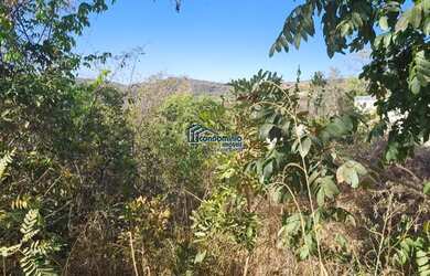 Imagem: O terreno possui 360m² de Área e está localizado em Portal