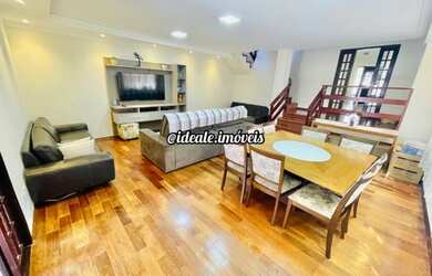 Imagem: A casa em condomínio possui 4 Dormitórios, 4 Banheiros, 2