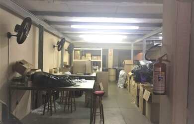 Imagem: O depósito possui 250m² de Área e está localizado em Nova