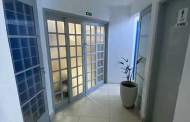 Imagem 15: Galpão/Depósito/Armazém para aluguel possui 650 metros quadrados em...