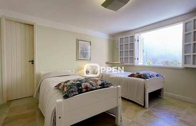 Imagem 14: Excelente mansão em condomínio de alto padrão com canal 100 navegável...