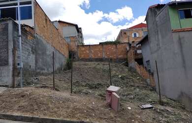 Imagem 3: Lote/Terreno para venda tem 200 metros quadrados Diamante