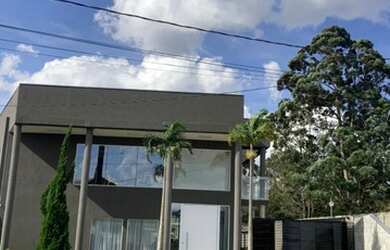 Imagem 2: casa cinematográfica em condomínio em Atibaia