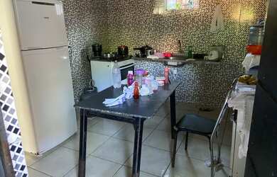 Imagem 5: Casa por 130 mil. Na zona leste. Perto de tudo