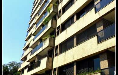 Imagem: O apartamento possui 3 Dormitórios, 4 Banheiros, 2 Vagas na