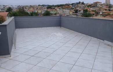 Imagem: A casa possui 4 Dormitórios, 2 Banheiros, 3 Vagas na garagem