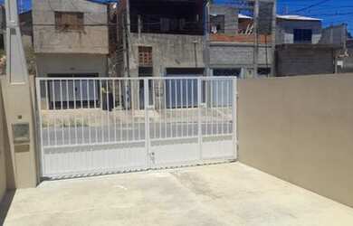 Imagem 1: Casa em Mairinque. Varanda, Área de serviço, 62m² de Áreae2 Vagas...