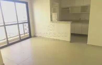 Imagem: O apartamento possui 1 Dormitório, 1 Banheiro, 1 Vaga na garagem