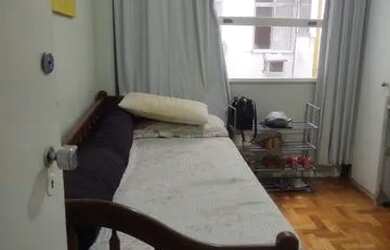 Imagem 1: Quarto mobiliado individual somente para o sexo feminino em Copacabana