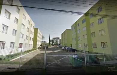 Imagem: O apartamento possui 3 Dormitórios, 1 Banheiro, 1 Vaga na garagem