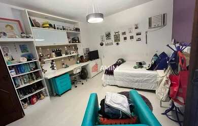 Imagem 8: Casa com 4 Quartos à Venda, 375 m² por R$ 18.000 - Itaipu - Niterói/RJ