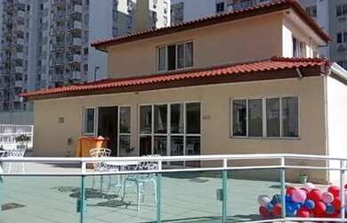 Imagem: O apartamento possui 1 Dormitório, 1 Banheiro, 1 Vaga na garagem