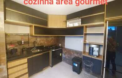 Imagem: A casa em condomínio possui 4 Dormitórios, 5 Banheiros, 4