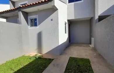 Imagem: A casa possui 2 Dormitórios, 1 Banheiro e está localizado