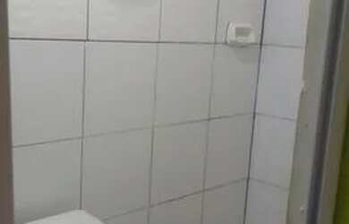 Imagem: A casa possui 3 Dormitórios, 2 Banheiros, 40m² de Área e