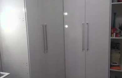 Imagem: O apartamento possui 3 Dormitórios, 2 Banheiros, 1 Vaga na