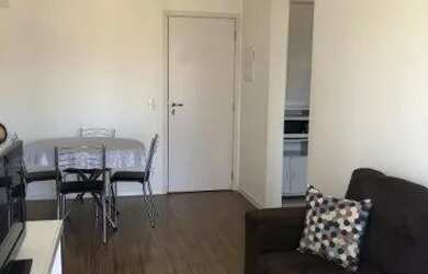 Imagem 4: APTO CENTRO. Churrasqueira, Varanda, Guarda roupae60m² de Área