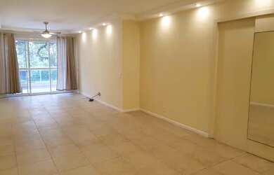 Imagem: O apartamento possui 3 Dormitórios, 3 Banheiros, 2 Vagas na