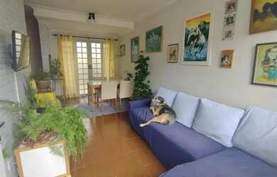 Imagem: A casa em condomínio possui 2 Dormitórios, 2 Banheiros, 2